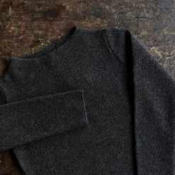 Reiff Adults Women's Organic Merino Wool Crepe Sweater - Antracite