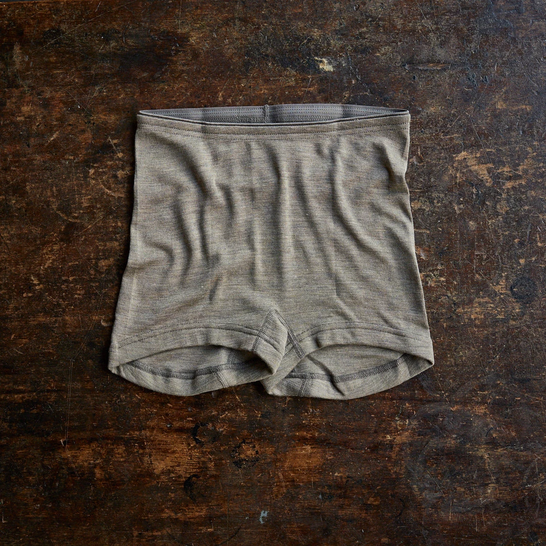 Engel Women's Organic Merino Wool & Silk Boxer Shorts - Walnut 4 Engel Women's Organic Merino Wool & Silk Boxer Shorts - Walnut