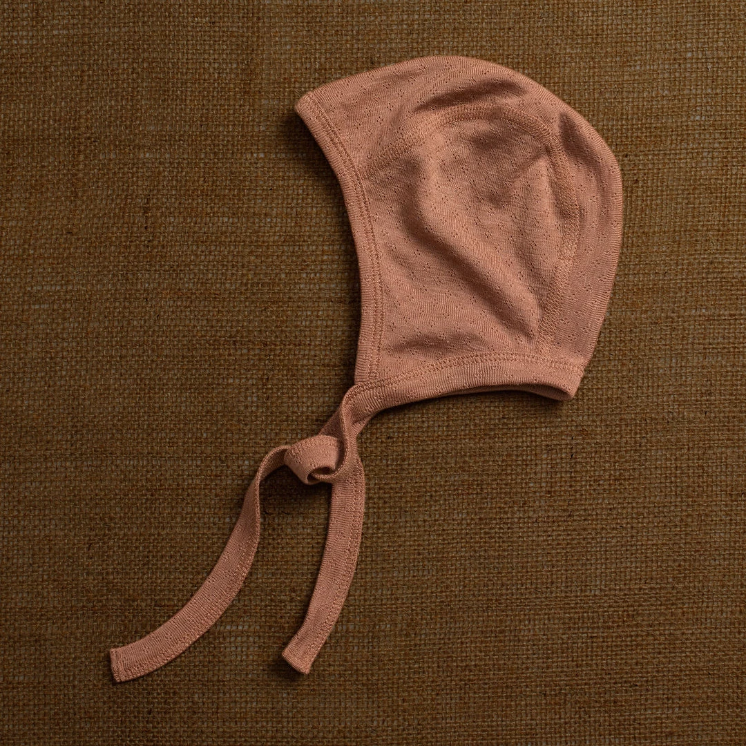 SISKIN Merino Wool/Silk Pointelle Bonnet - Rosewood 3 SISKIN Merino Wool/Silk Pointelle Bonnet - Rosewood