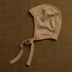 SISKIN Baby Wool Merino Wool/Silk Pointelle Bonnet - Caramel