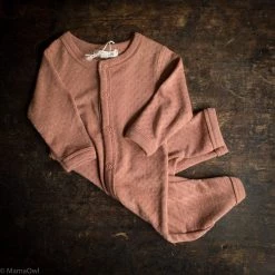 SISKIN Merino Wool/Silk Pointelle Pyjamas/ Romper - Rosewood Baby Wool 7 SISKIN Merino Wool/Silk Pointelle Pyjamas/ Romper - Rosewood Baby Wool