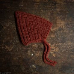 Typically Red Hand Knit Wool Chunky Pixie Hat - Campfire Heather