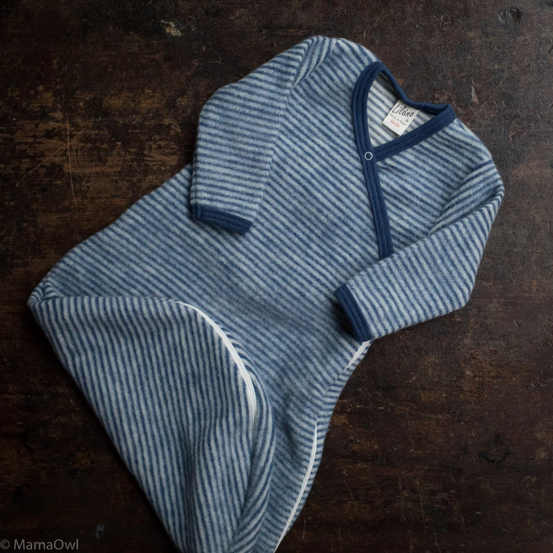 Lilano Organic Merino Brushed Terry Wrap Sleeping Bag - Navy/Natural 4 Lilano Organic Merino Brushed Terry Wrap Sleeping Bag - Navy/Natural