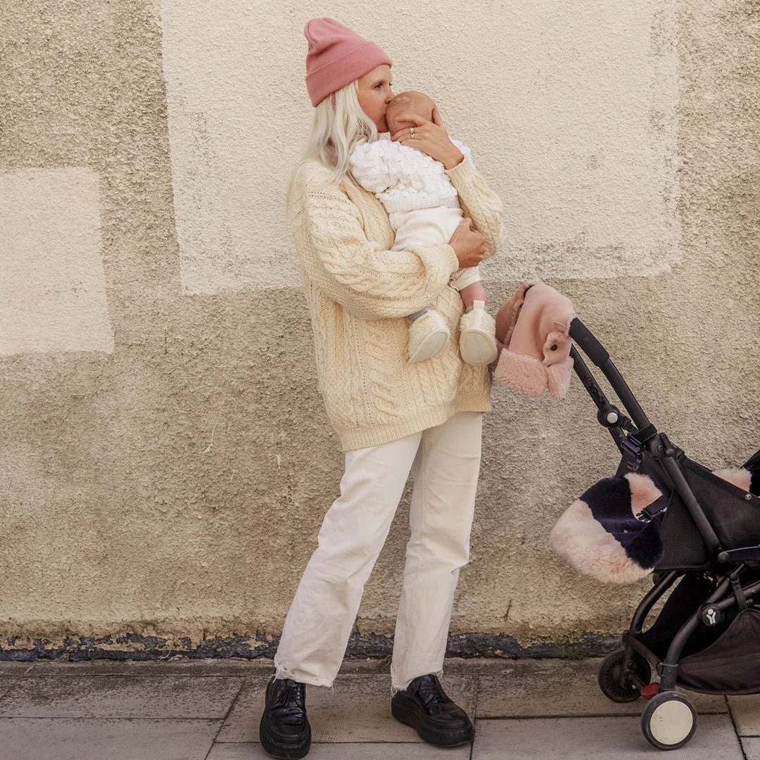 BINIBAMBA Merino Sheepskin Buggy Mittens - Rose Home & Baby Care 8 BINIBAMBA Merino Sheepskin Buggy Mittens - Rose Home & Baby Care