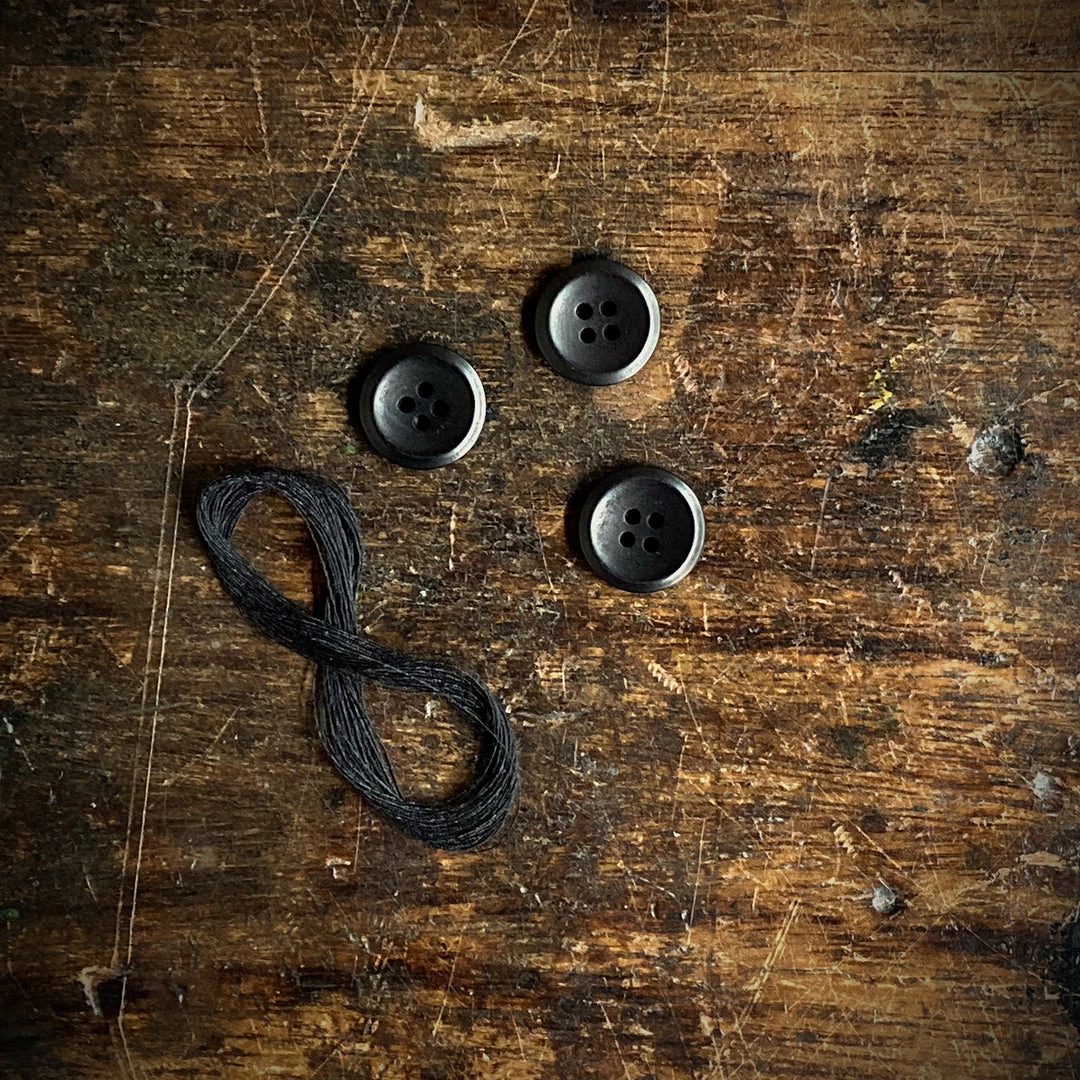 Disana Tagua Nut Buttons - Pack Of 3 - Many Colours 4 Disana Tagua Nut Buttons - Pack Of 3 - Many Colours