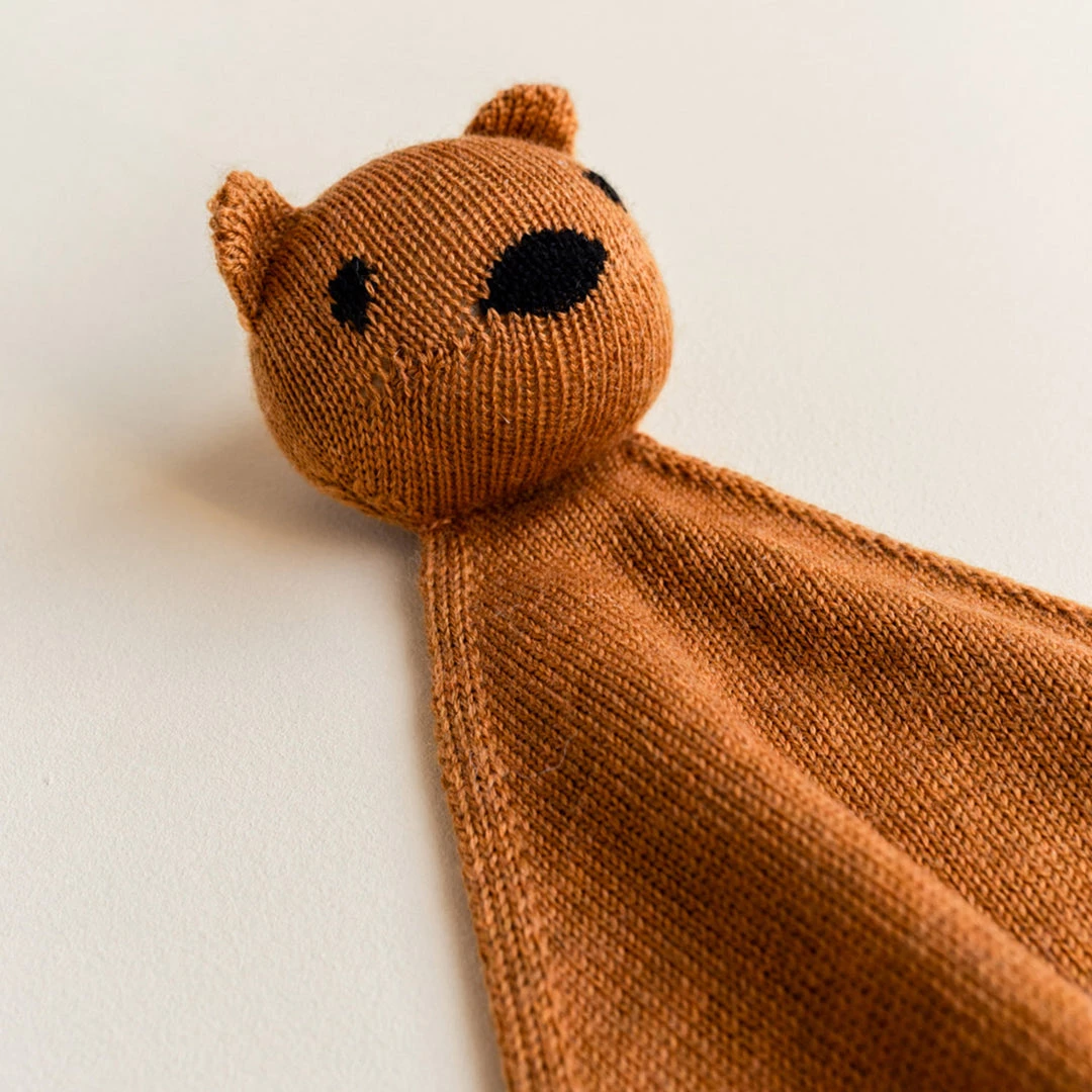 Hvid Baby Gifts Merino Wool Tokki Teddy Comforter - Rust 6 Hvid Baby Gifts Merino Wool Tokki Teddy Comforter - Rust