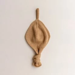 Hvid Merino Wool Titi Soother Holder - Ochre Baby Gifts