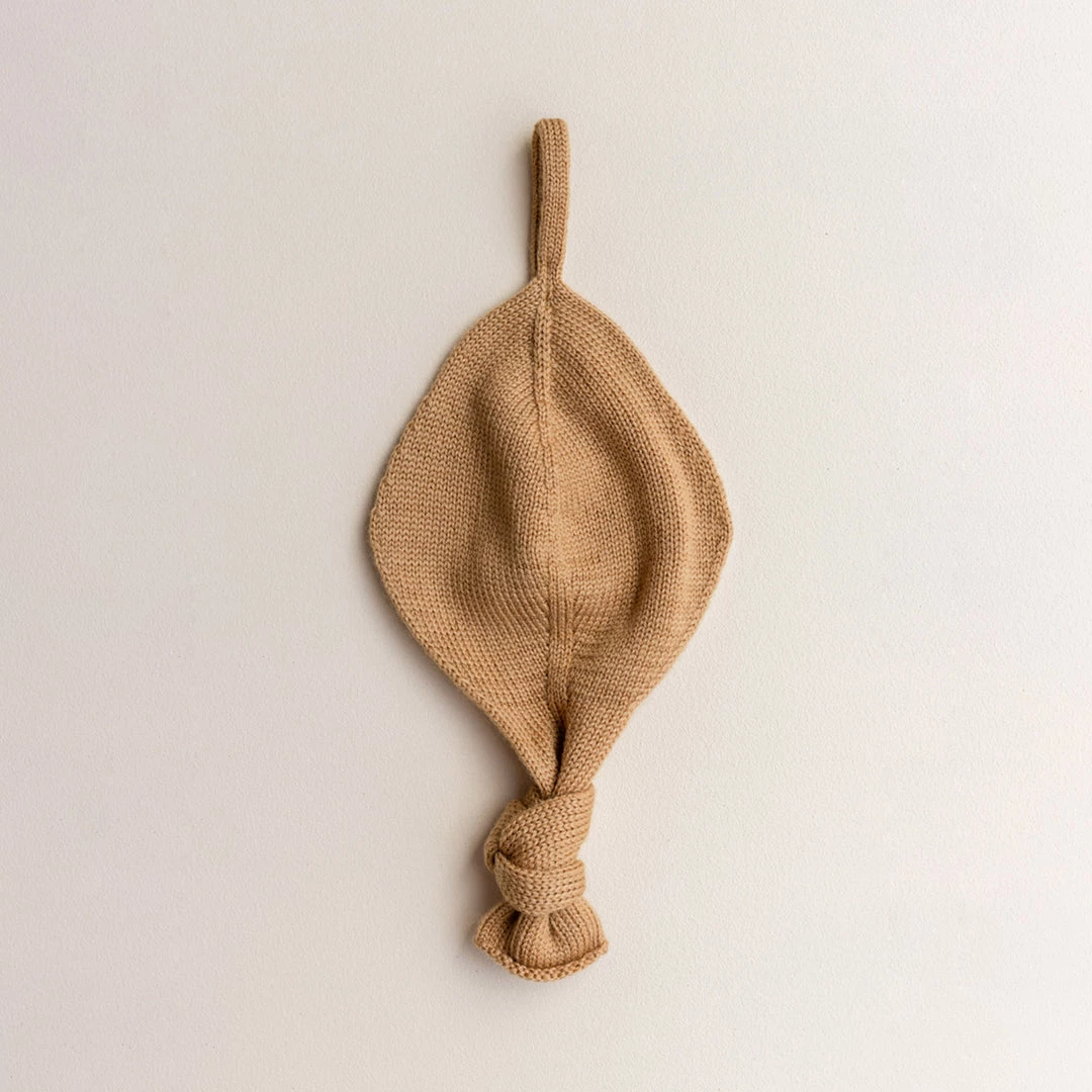 Hvid Merino Wool Titi Soother Holder - Ochre Baby Gifts 4 Hvid Merino Wool Titi Soother Holder - Ochre Baby Gifts