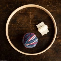 Craft Round Weaving Frame With Organic Wool Toys