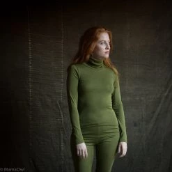 SISKIN By Engel Exclusive Women's Organic Merino Wool & Silk Rollneck Top - Moss