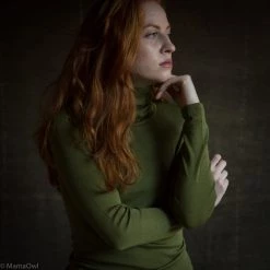 SISKIN By Engel Exclusive Women's Organic Merino Wool & Silk Rollneck Top - Moss