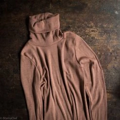 SISKIN By Engel Exclusive Women's Organic Merino Wool & Silk Rollneck Top - Cedarwood