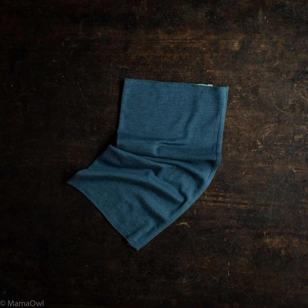 SISKIN By Engel Exclusive Organic Merino Wool & Silk Snood - Deep Ocean 4 SISKIN By Engel Exclusive Organic Merino Wool & Silk Snood - Deep Ocean