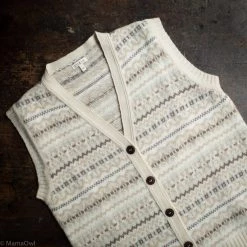 SISKIN Adult’s Lambswool Valley Vest - Alabaster