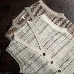 SISKIN Adult’s Lambswool Valley Vest - Oak